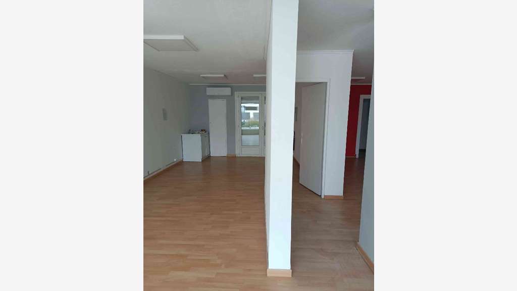 Vente locaux 115m² axe pénétrant centre Montélimar