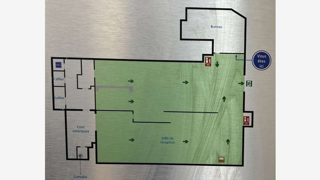 Vente locaux 115m² axe pénétrant centre Montélimar