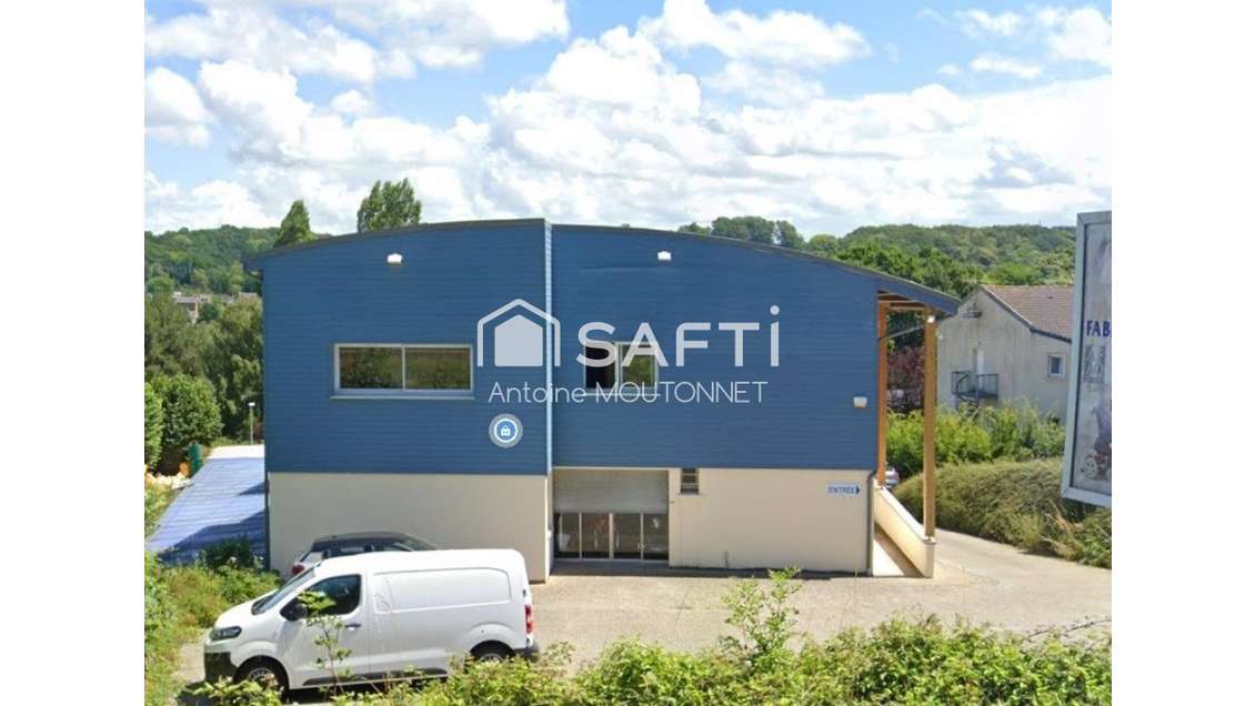 A vendre local commercial de 932m² à Montivilliers