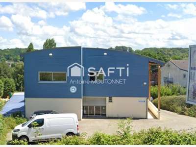 A vendre local commercial de 932m² à Montivilliers