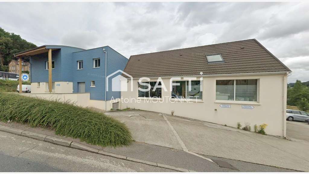 A vendre local commercial de 932m² à Montivilliers