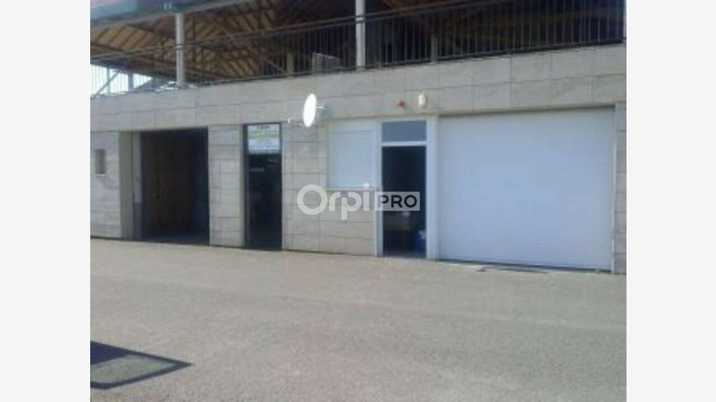 Local commercial 210m² à vendre dans l'Allier