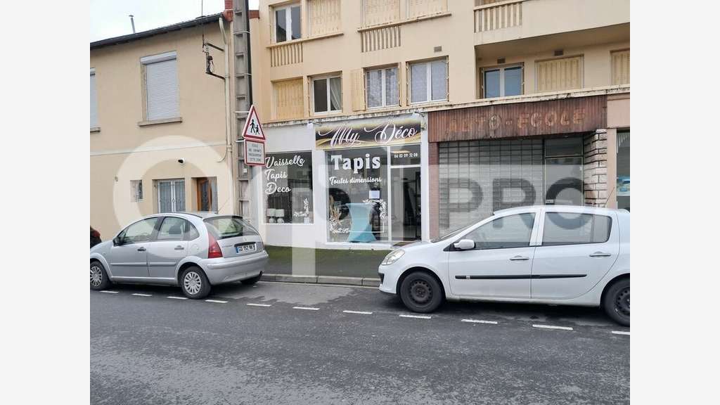 Local commercial de 86m² à vendre à Montluçon