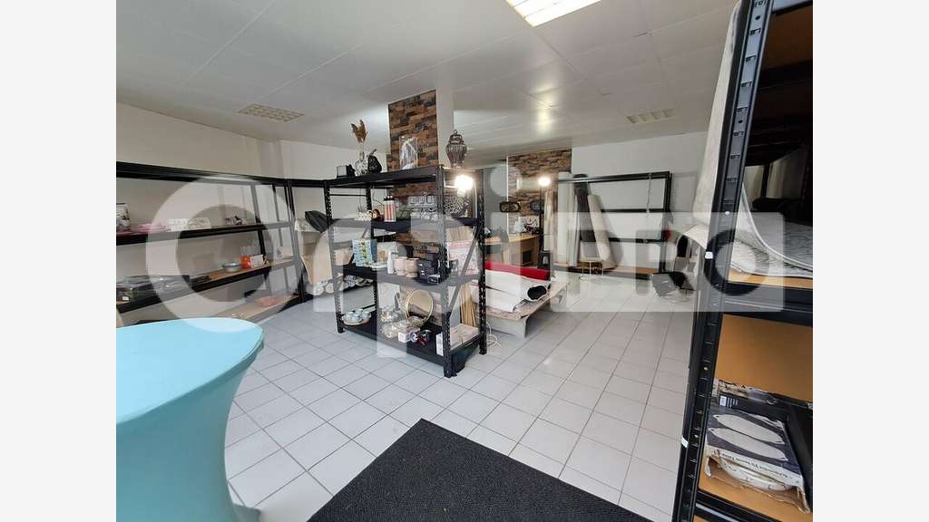 Local commercial de 86m² à vendre à Montluçon