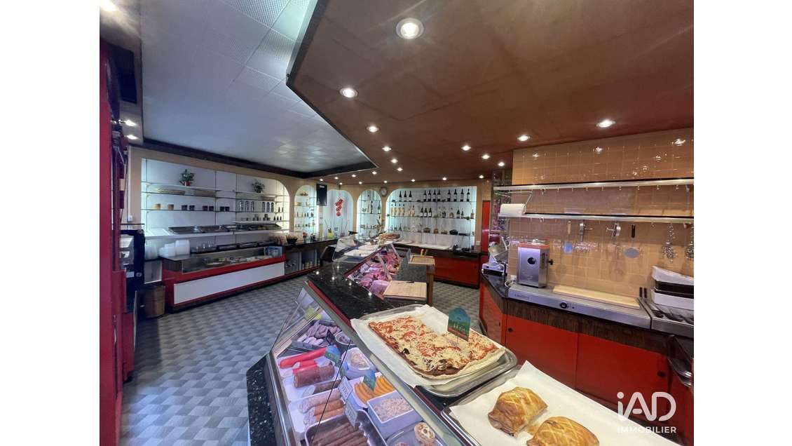 Local commercial à Montmirail