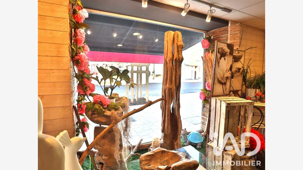 Vente local commercial 75m² à Montoir-de-Bretagne