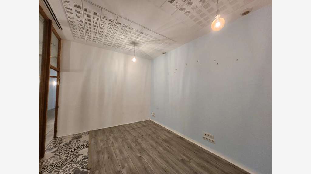 AV Murs commerciaux 167m² Montpellier Centre Ville