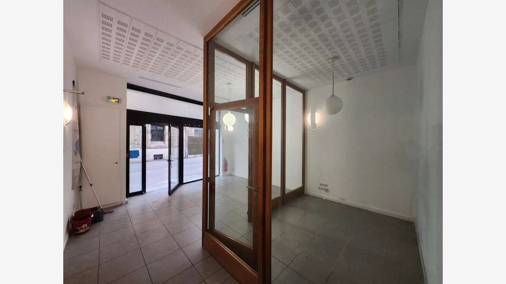 AV Murs commerciaux 167m² Montpellier Centre Ville
