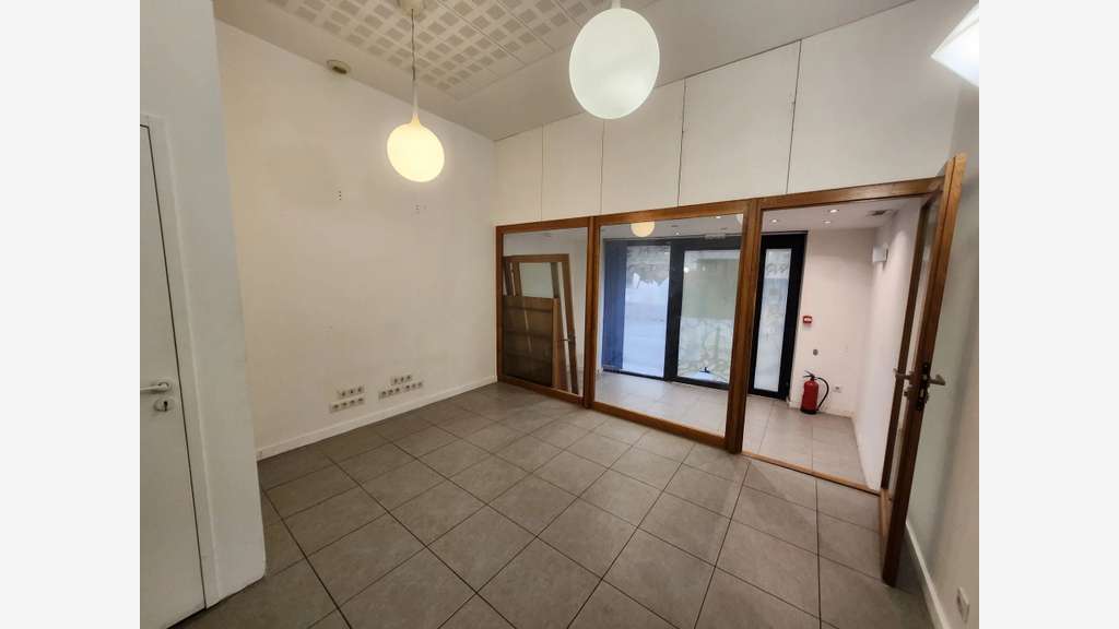 AV Murs commerciaux 167m² Montpellier Centre Ville