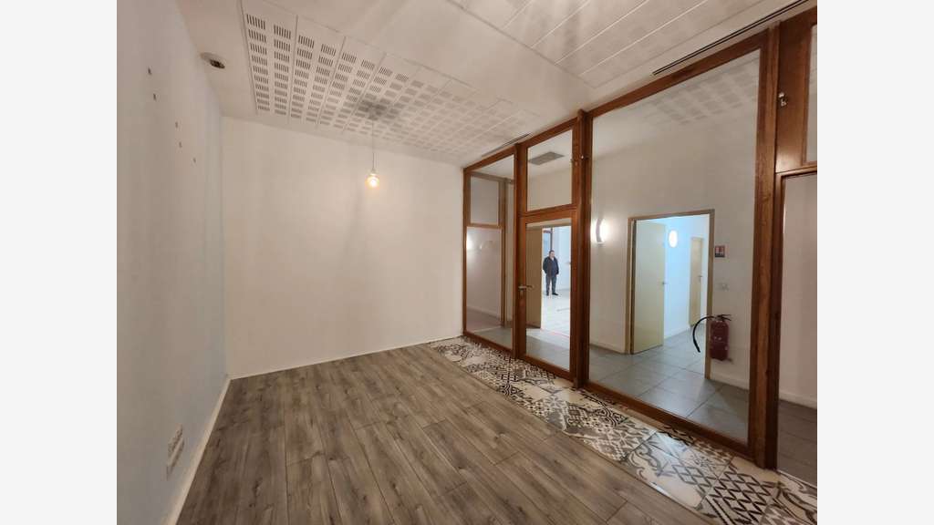 AV Murs commerciaux 167m² Montpellier Centre Ville