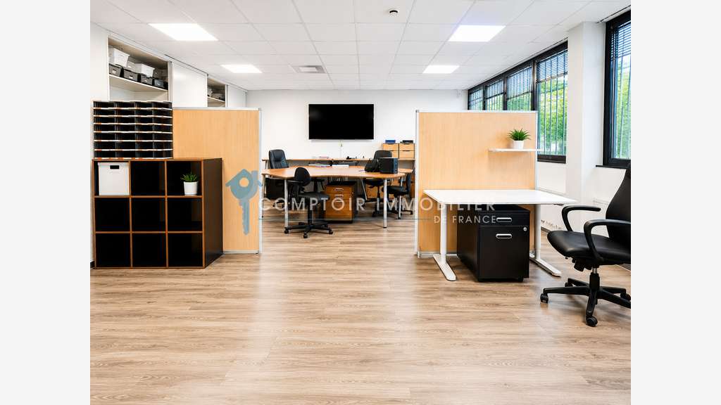 A vendre local prof 54m² R+1 à Montpellier centre