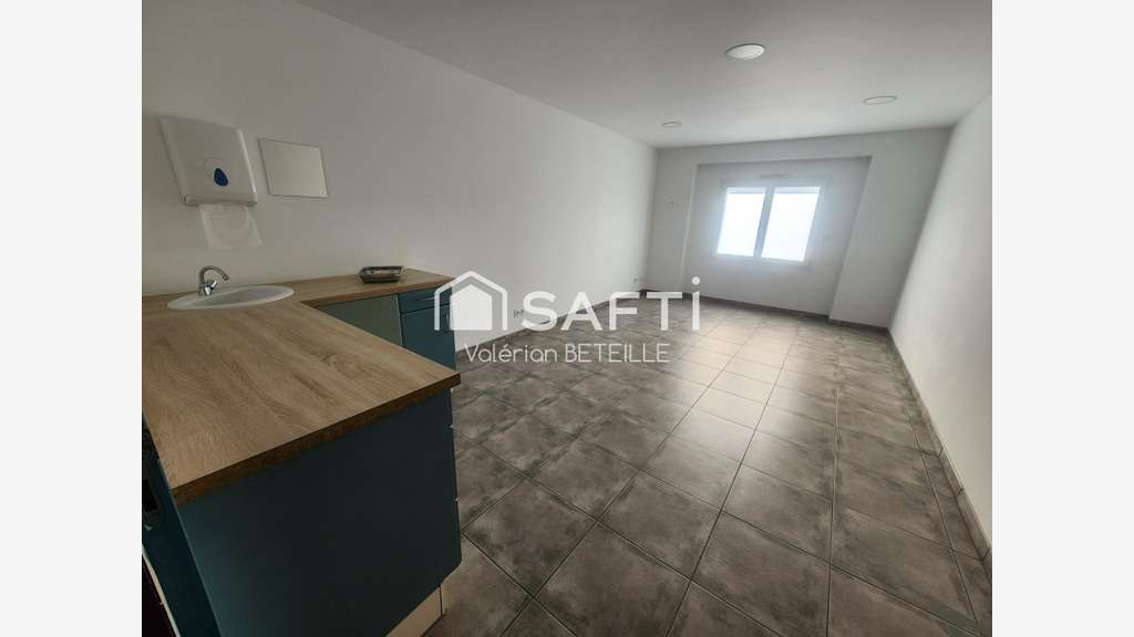 Vente 4 bureaux 140m² au centre d’Aniane