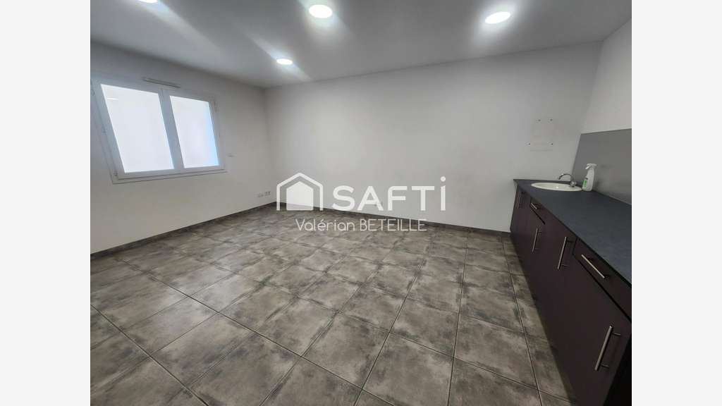 Vente 4 bureaux 140m² au centre d’Aniane