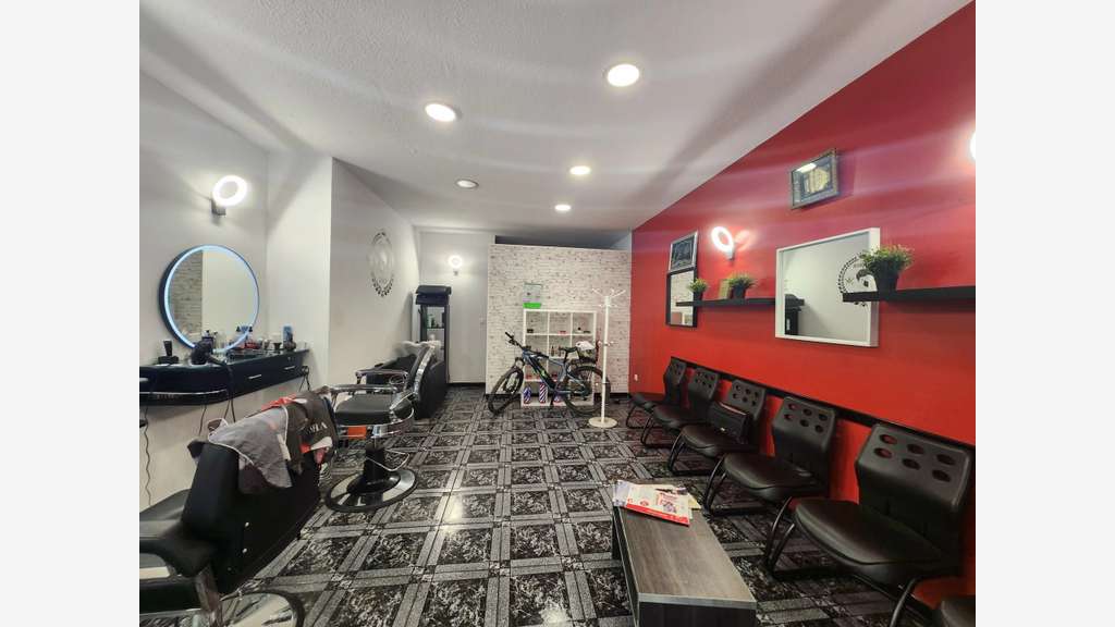 Vente murs loués coiffeur de 34m² à Figuerolles