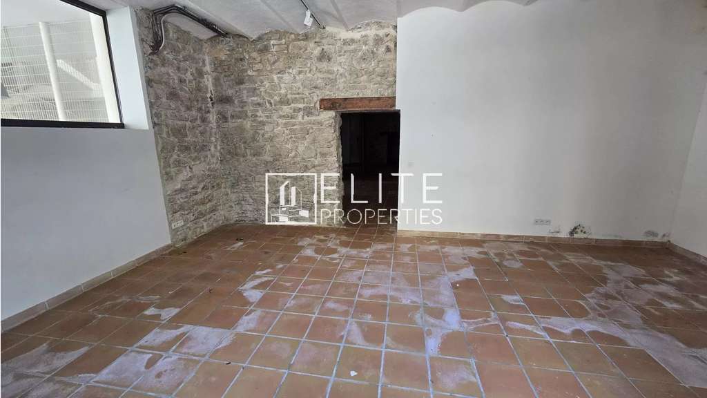 Vente local commercial 103m² terrasse à Mougins