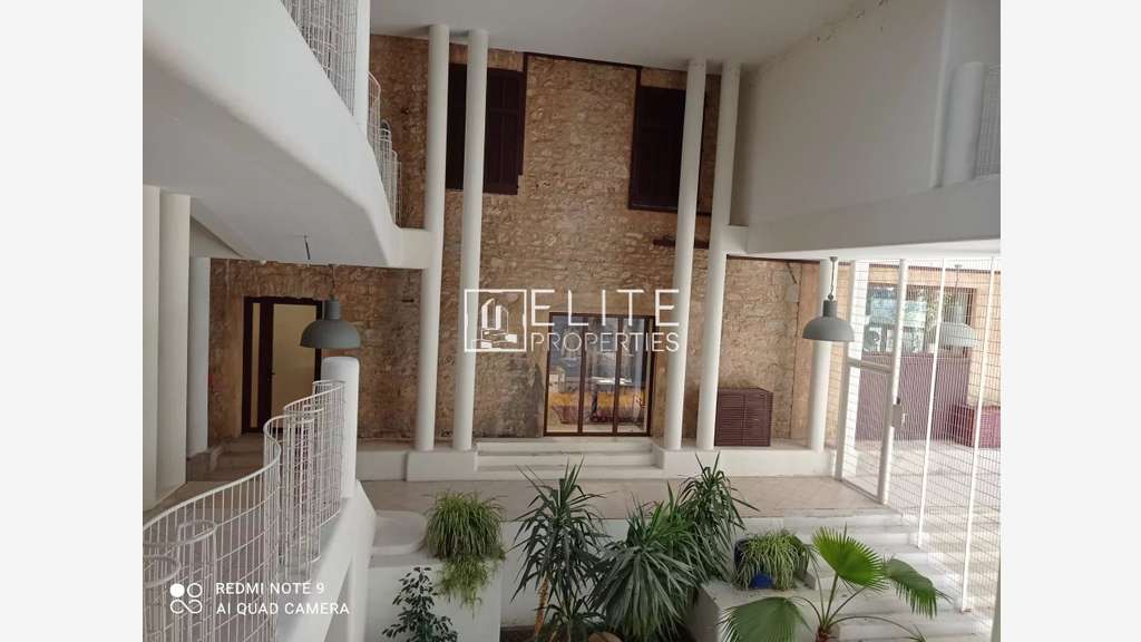 Vente local commercial 103m² terrasse à Mougins