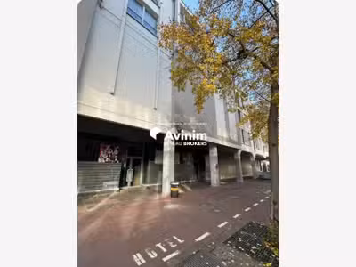 Local commercial de 1052m² à vendre à Mulhouse