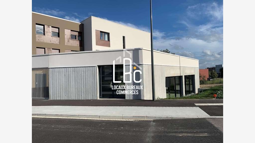 Local commercial 275m² à vendre Nantes Chantrerie