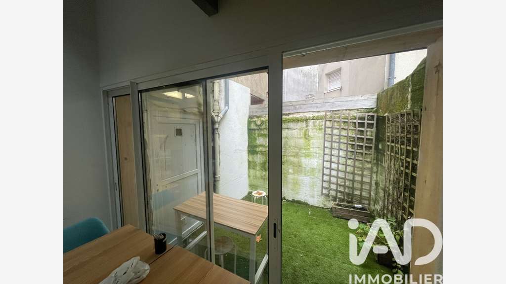 A vendre appartement ou local de 50m² à Nantes