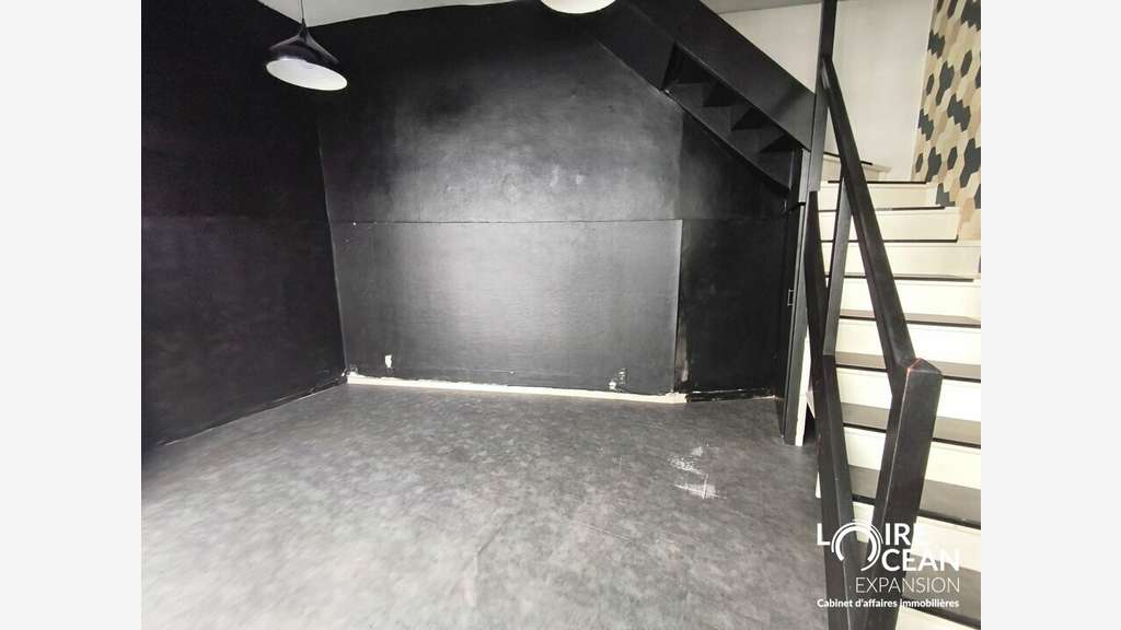 NANTES - LOCAL COMMERCIAL à vendre