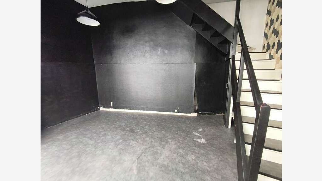 NANTES - LOCAL COMMERCIAL à vendre