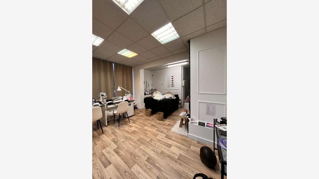 Local commercial A VENDRE