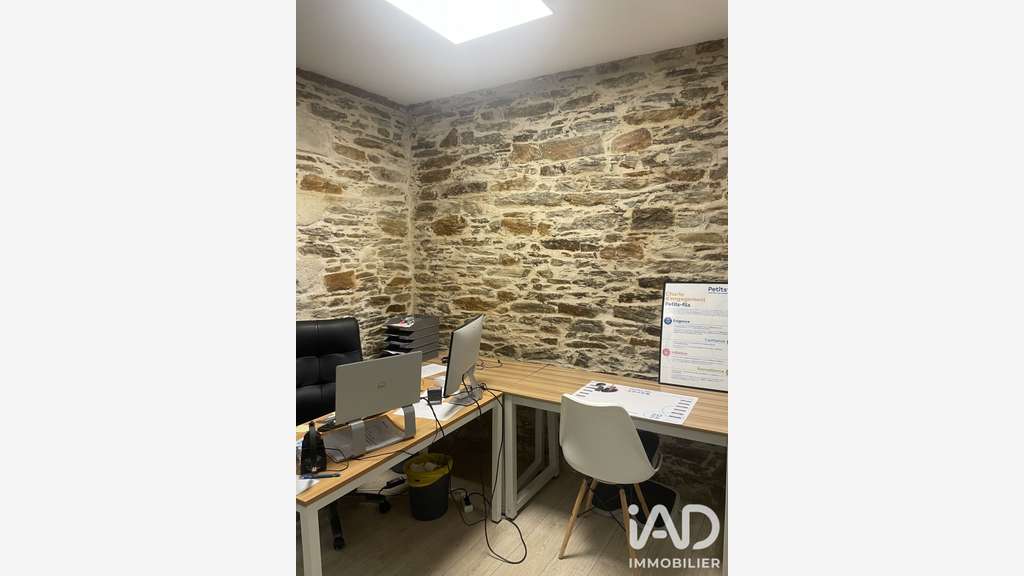 Vente local commercial de plain pied 50m² à Nantes