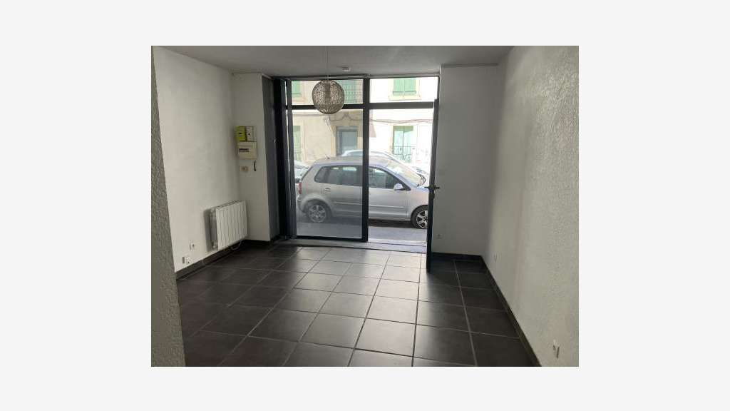 Vente local de 31m² en RDC à Narbonne