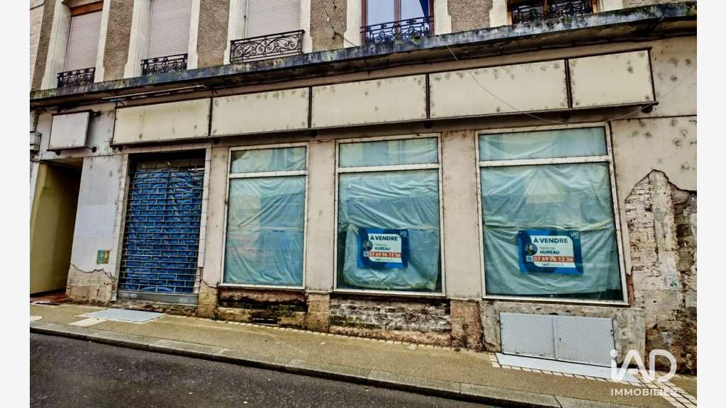Local commercial à Neufchâteau