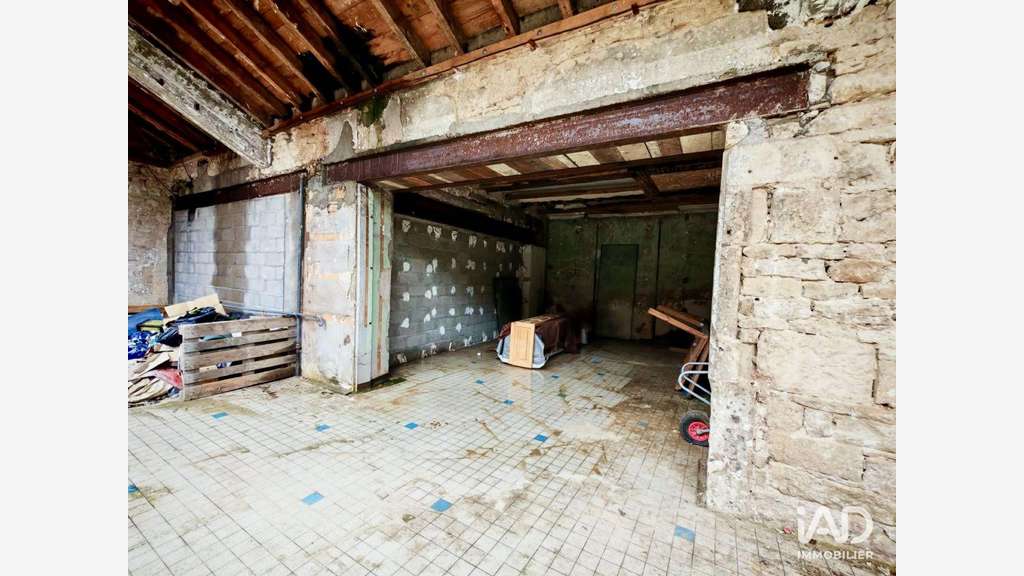 Local commercial à Neufchâteau
