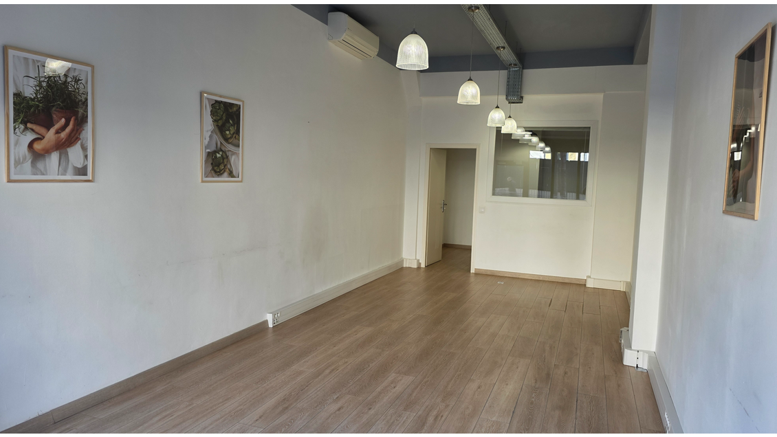 Vente murs libres 45m² rénové + cave Nice Delfino