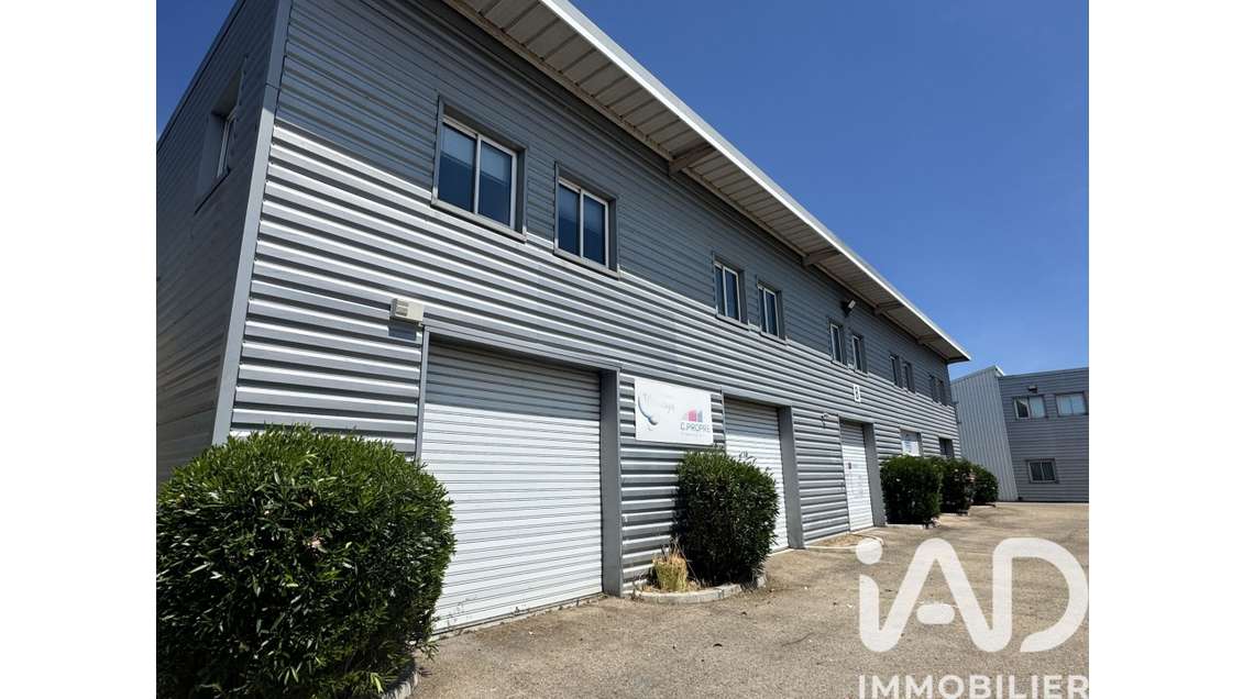 Vente local commercial zone franche à Nîmes