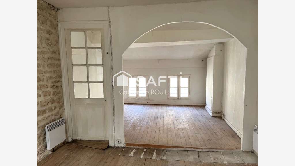 AV local 115m² et appartement centre-ville Niort