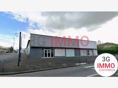 AV locaux commerciaux 1404m² Niort dyn Souché
