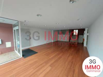 Vente local commercial 261m² à Niort