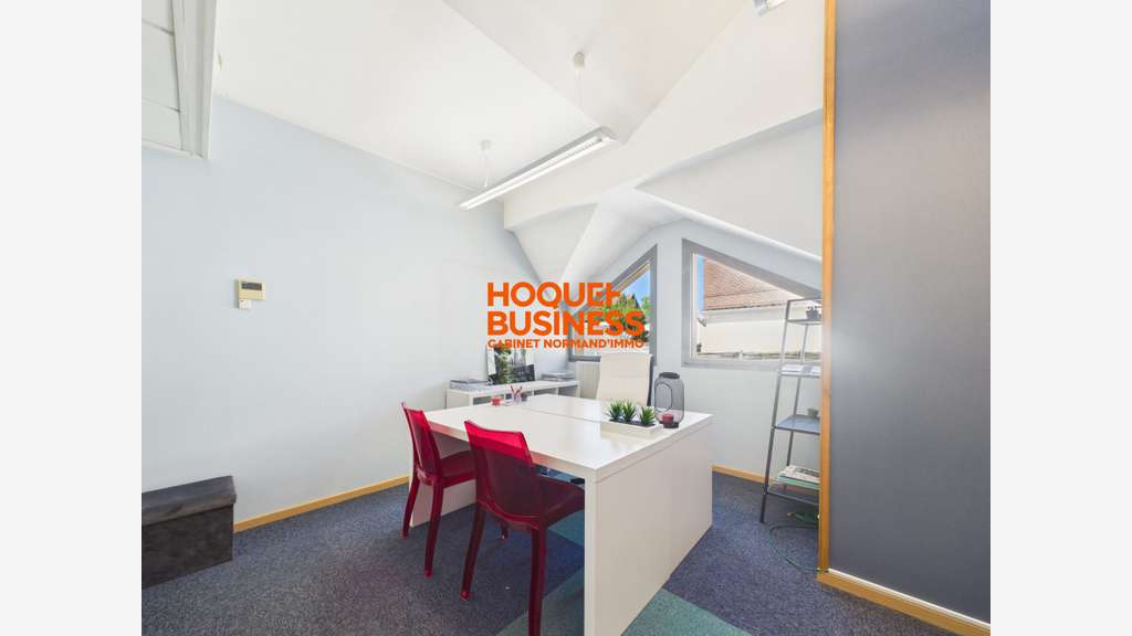 AV local commercial 181m² Notre-Dame-de-Bondeville