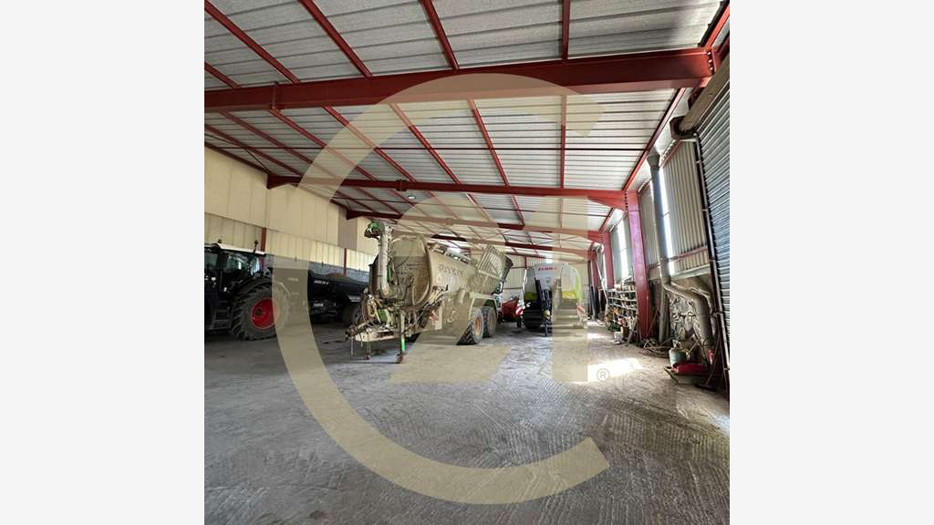 Vente bâtiment industriel 2000m² région Orgelet