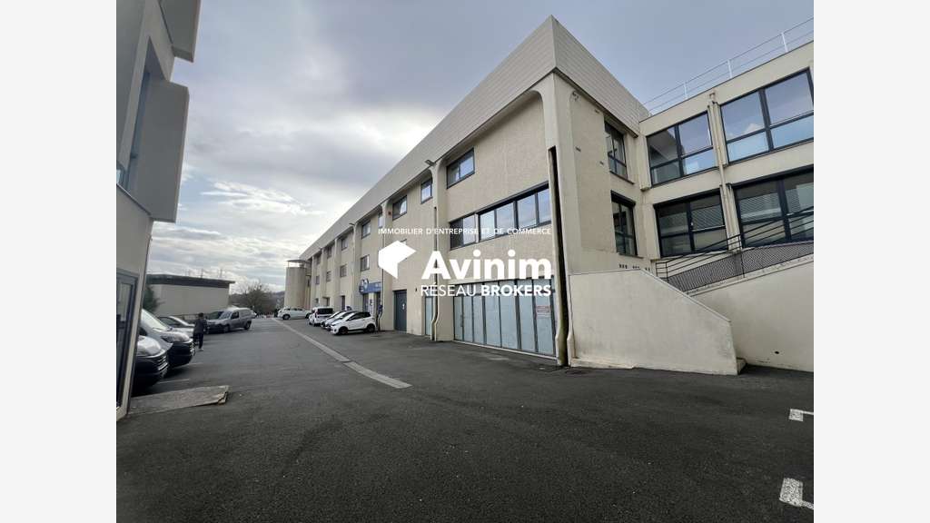 Local commercial 670m² Palaiseau Zone des Glaises