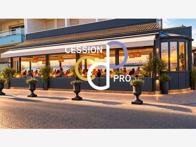 MURS COMMERCIAUX EN FRONT DE MER A VENDRE -