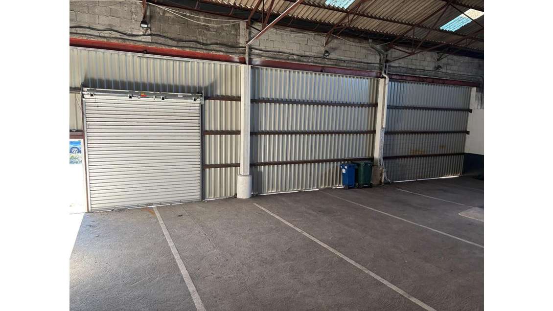 Vente entrepôt bureaux de 510m² à Limoges