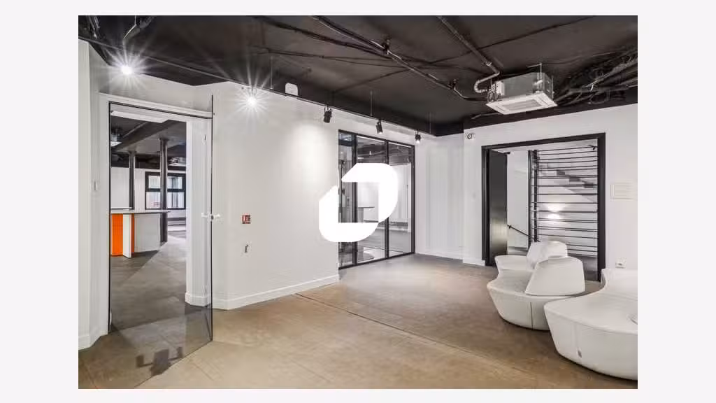 Vente Local commercial 900m² Paris