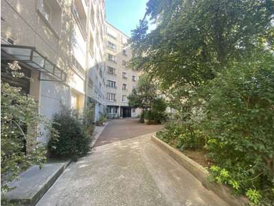 AV murs commerciaux occupés Paris 11e Ledru-Rollin