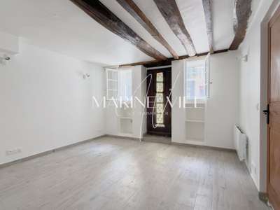 Local commercial refait à neuf 19m² à Paris 11e