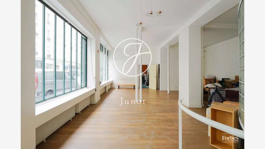 Local commercial 112m² Paris 11e Parmentier 