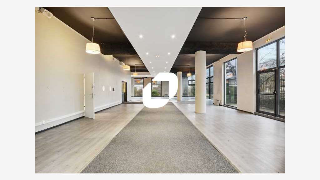 Vente Local commercial 391m² Paris