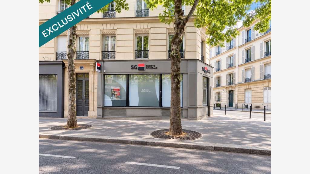 AV murs occupés Société Générale 116m² Paris 75014