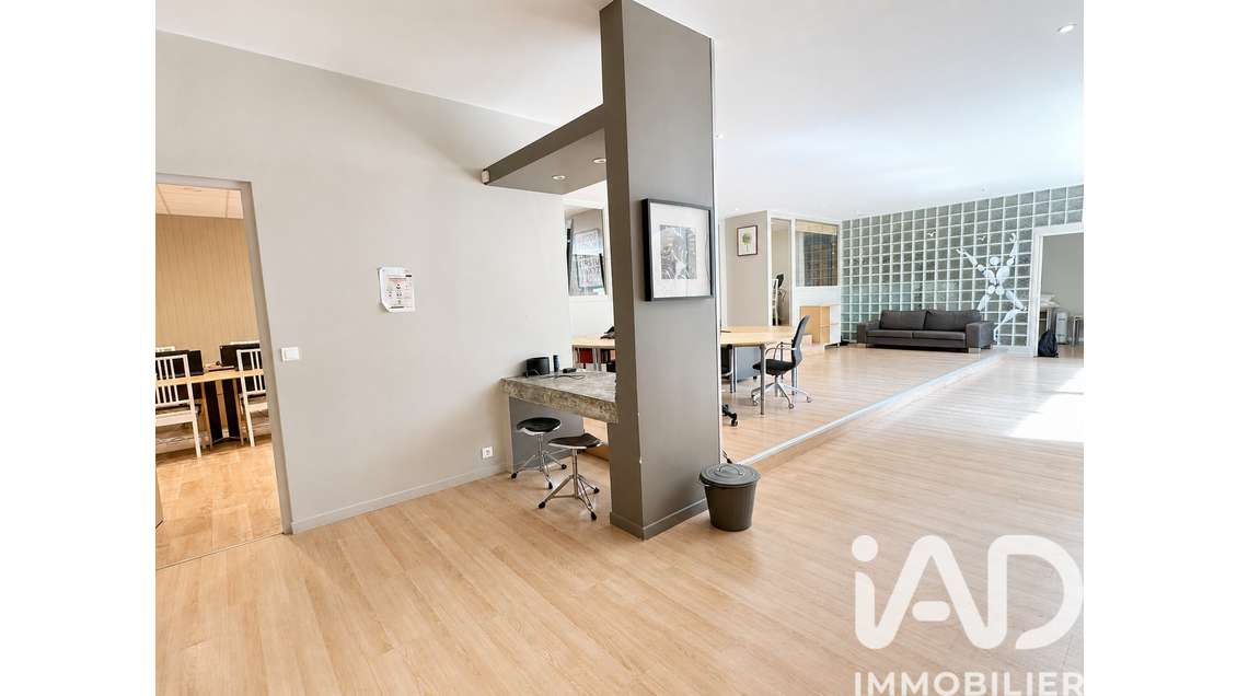 Vente bureaux modulables 154m² à Paris Morillons