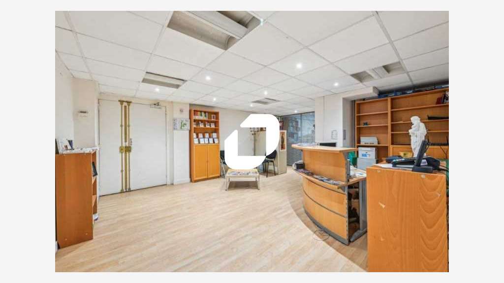 Vente Local commercial 334m² Paris