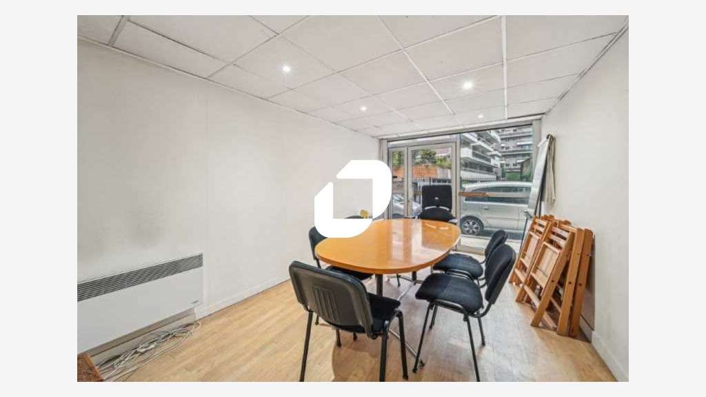 Vente Local commercial 334m² Paris