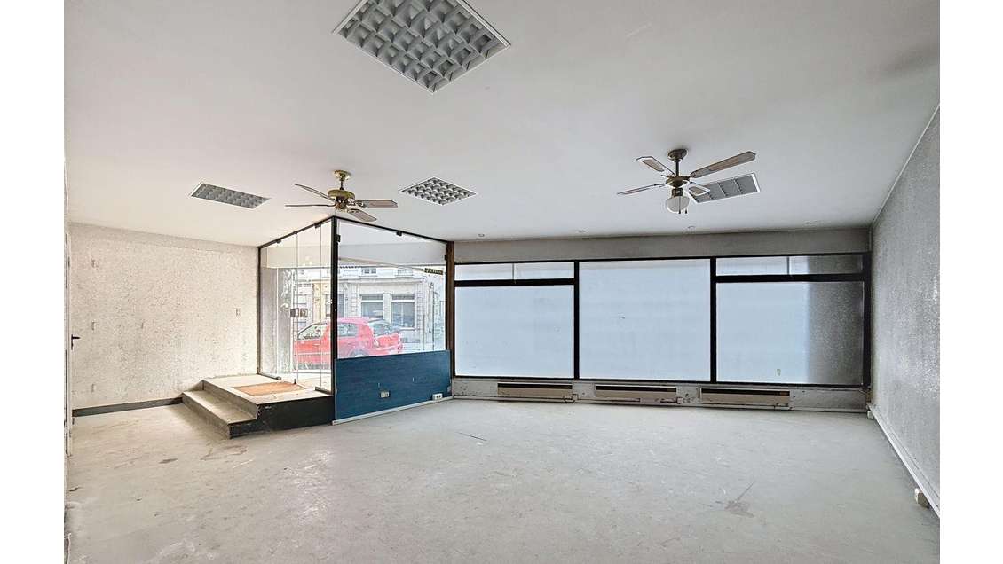 AV local commercial 134m² Paris 18 Nord Montmartre